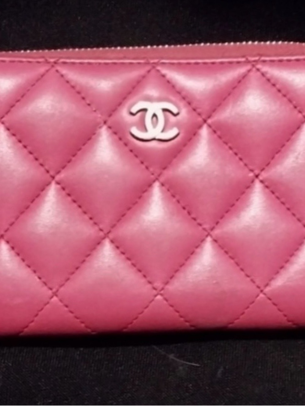 CHANEL Quilted Clutch in Rose Pink with Gold CC stunning piece very soft pink - Picture 9 of 9